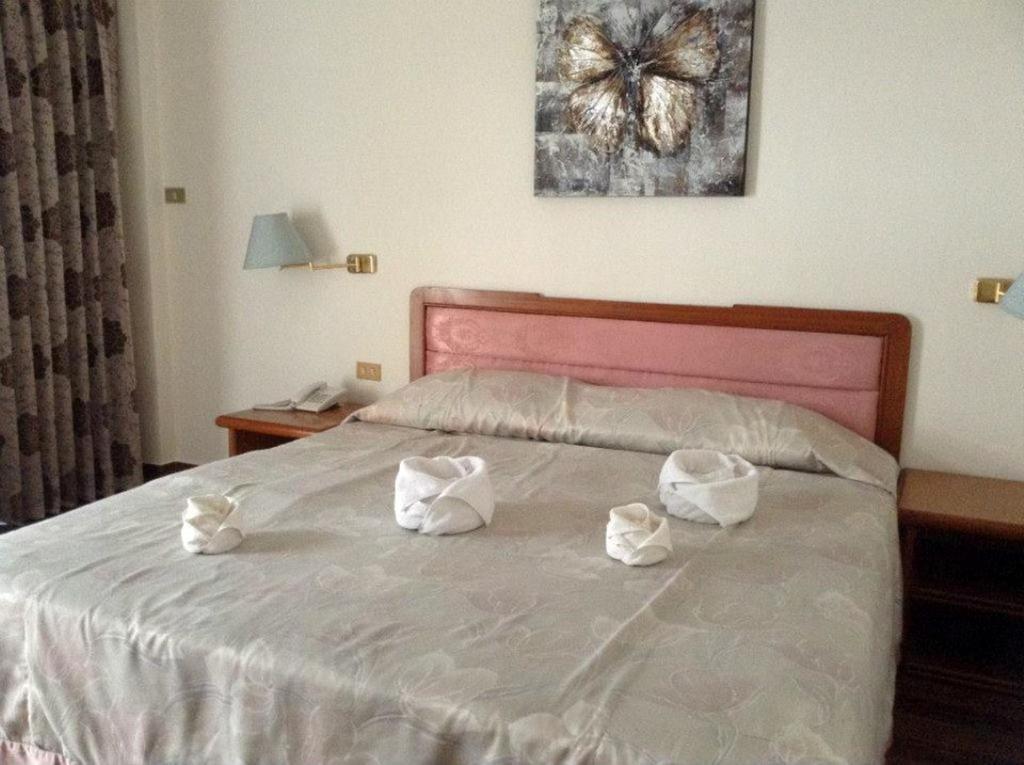 Paisiri Hotel Cha-Am Buitenkant foto
