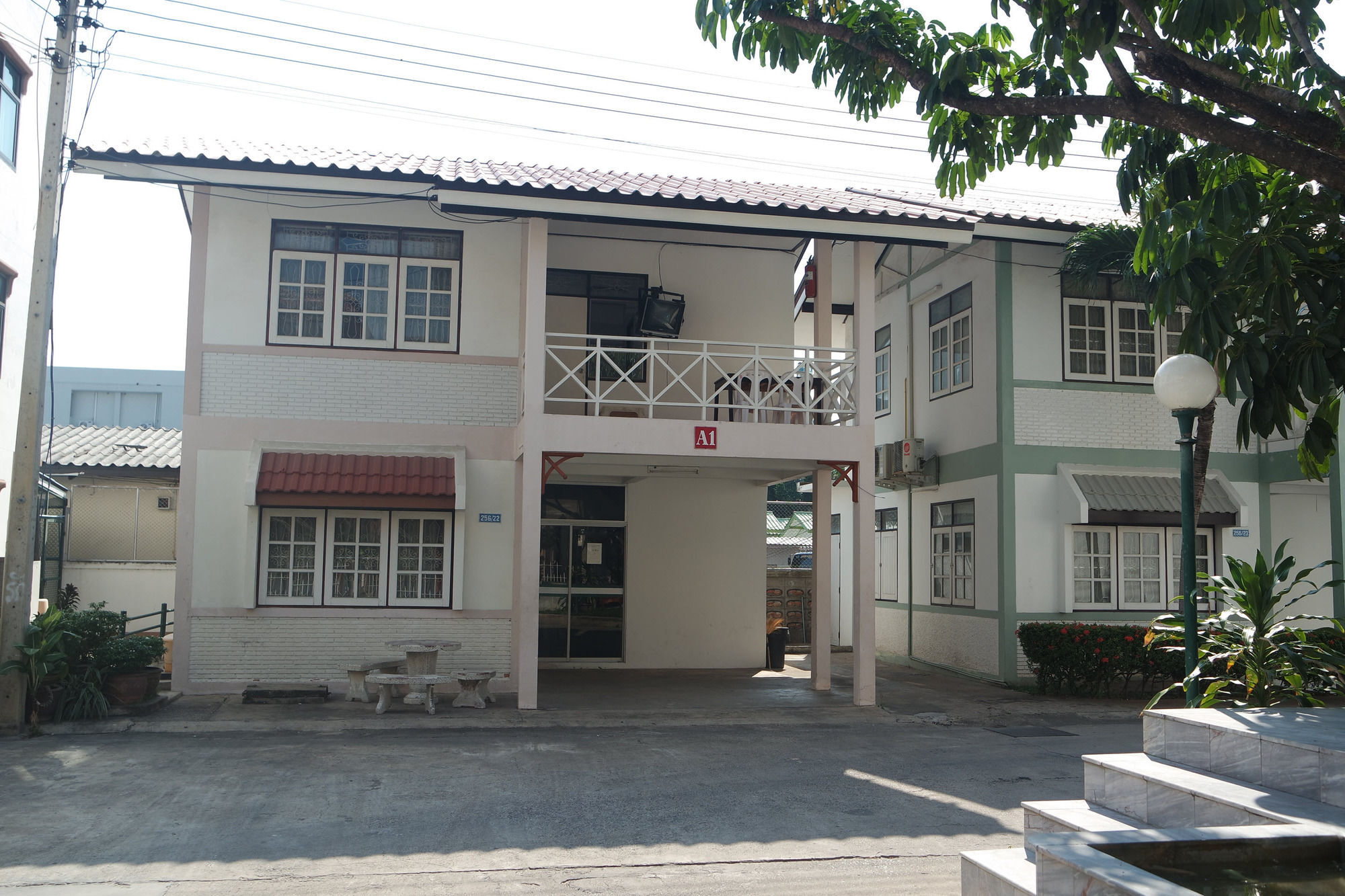 Paisiri Hotel Cha-Am Buitenkant foto
